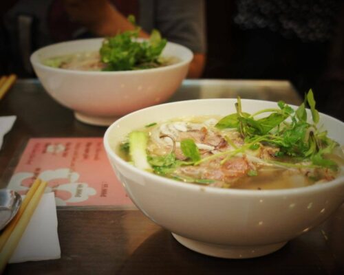 Wietnamskiej zupy Pho spróbujemy podczas wyjazdu kulinarnego do Wietnamu
