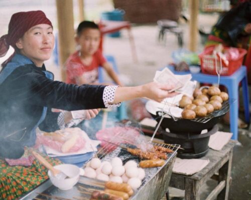 Wyjazd kulinarny do Wietnamu - zakupy na ulicy