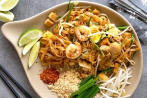 Sławny tajski makaron Pad Thai