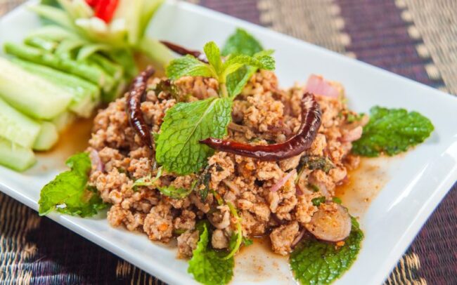 Laab - azjatycka sałatka z Laosu