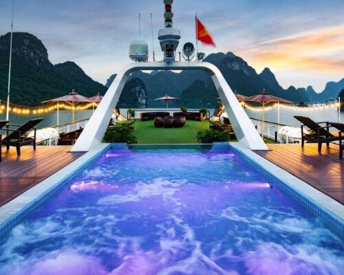 Rejs po zatoce Lan Ha Bay