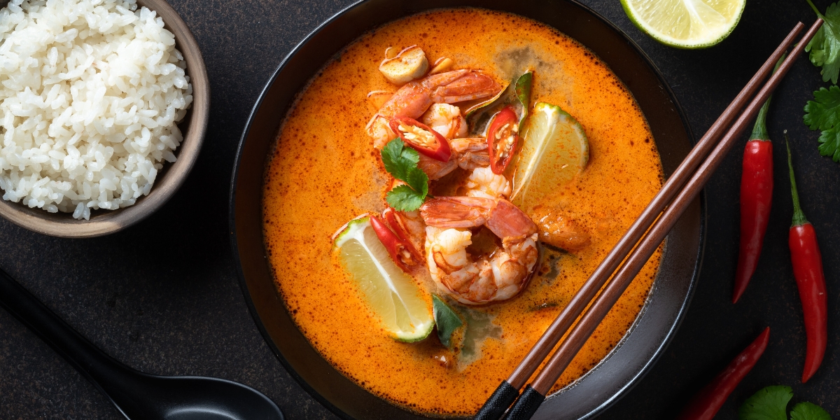 Przepis na tajską zupę Tom Yum