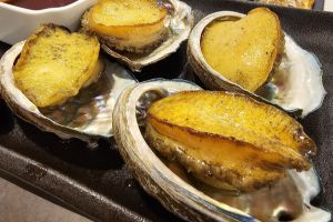 abalone-kulinarna-podroz-do-korei Abalone - kulinarna Korea